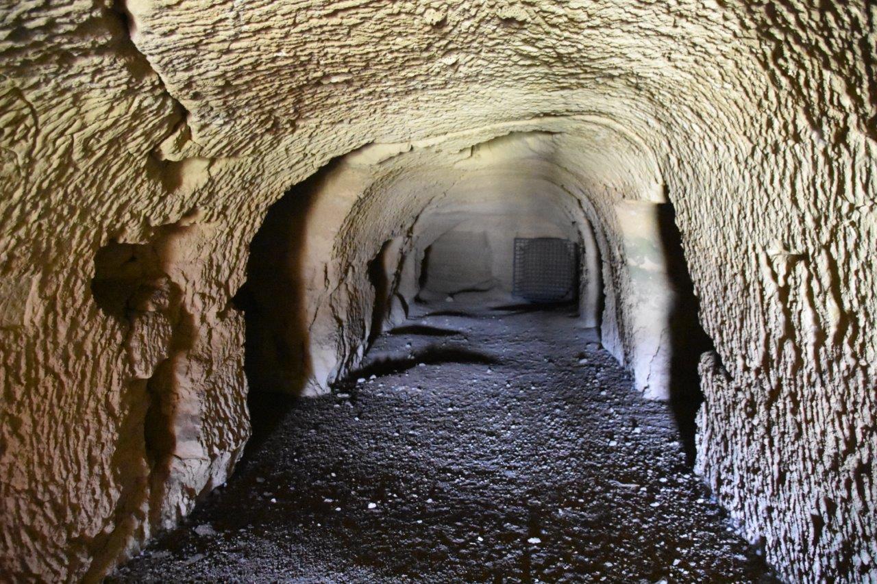 Elisis Kastros tomb