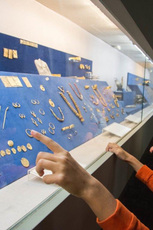 Roman jewellery